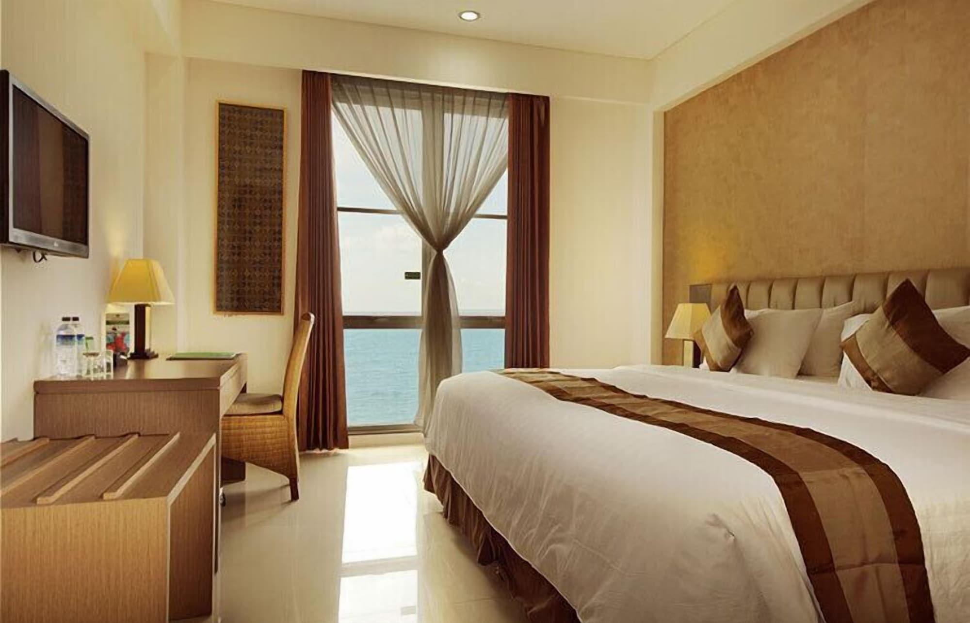 Hotel On The Rock Kupang  Luaran gambar