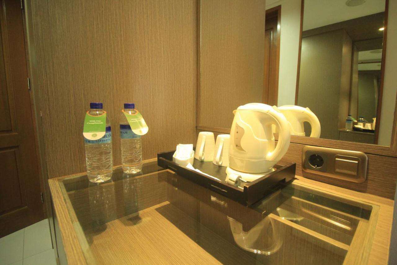 Hotel On The Rock Kupang  Luaran gambar