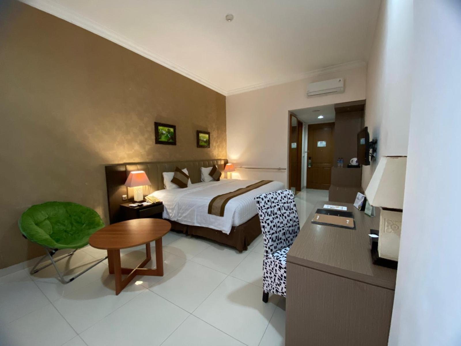 Hotel On The Rock Kupang  Luaran gambar