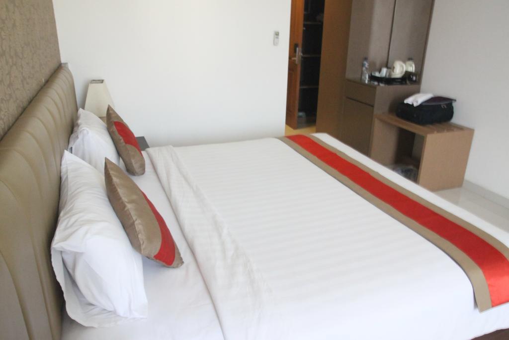 Hotel On The Rock Kupang  Luaran gambar