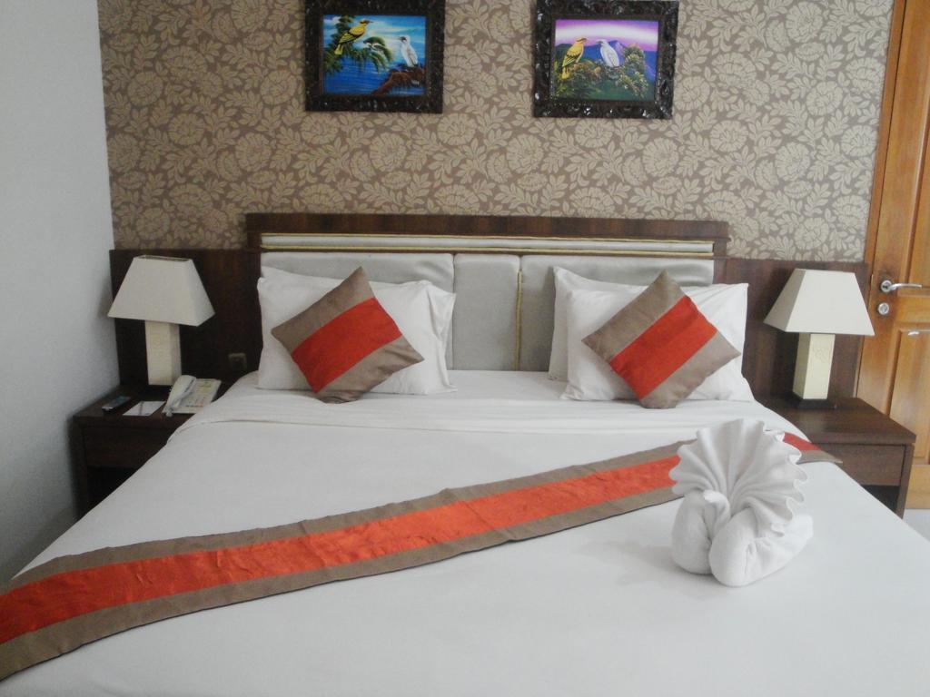 Hotel On The Rock Kupang  Luaran gambar