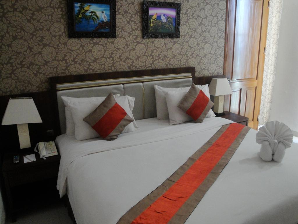 Hotel On The Rock Kupang  Luaran gambar