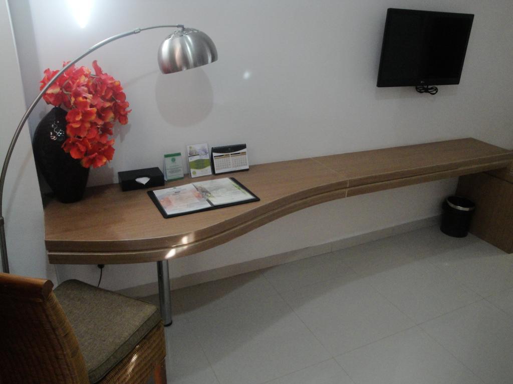 Hotel On The Rock Kupang  Luaran gambar