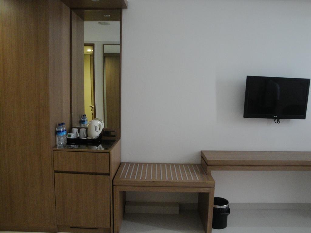 Hotel On The Rock Kupang  Luaran gambar