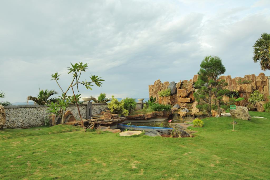 Hotel On The Rock Kupang  Luaran gambar
