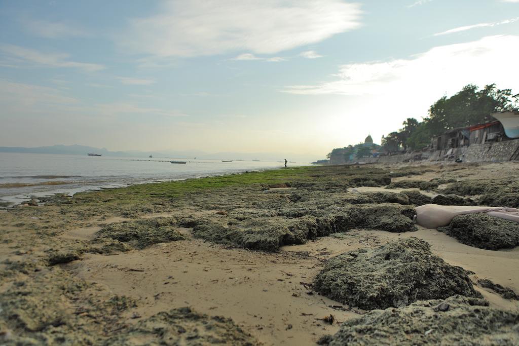 Hotel On The Rock Kupang  Luaran gambar